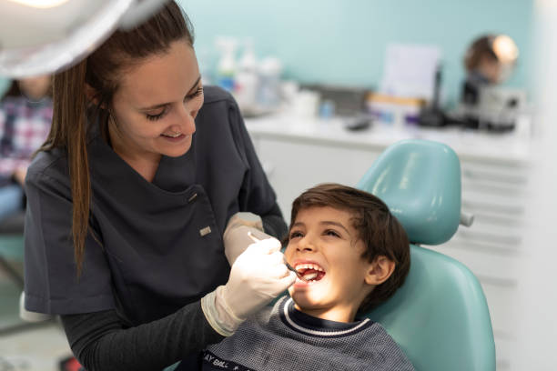 Best Emergency Cosmetic Dentistry (e.g., broken veneers) in Llender, CA